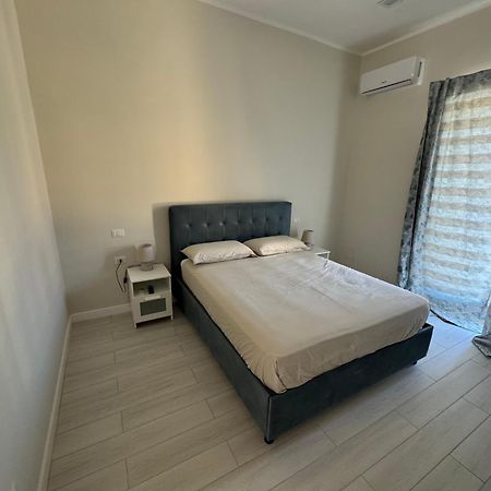 Airport House Apartment เนเปิลส์ ภายนอก รูปภาพ