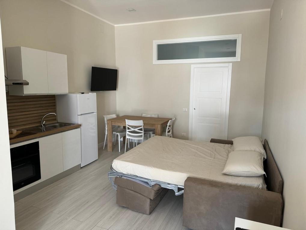Airport House Apartment เนเปิลส์ ภายนอก รูปภาพ